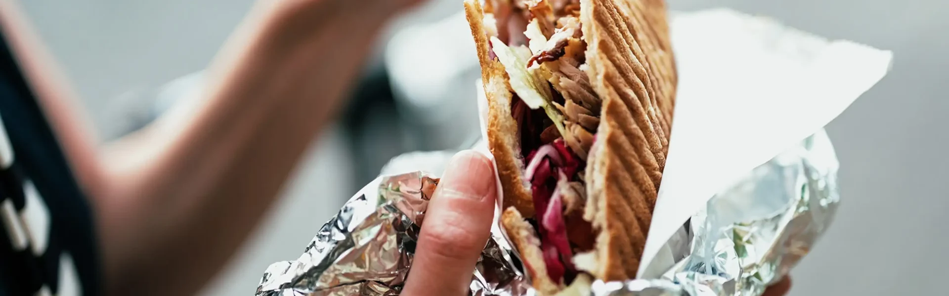 Döner Kebab: Die Geschichte eines Kultgerichts