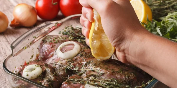 Traditionelles Einlegen von Fleisch: Von Bratensülze bis Sauerfleisch